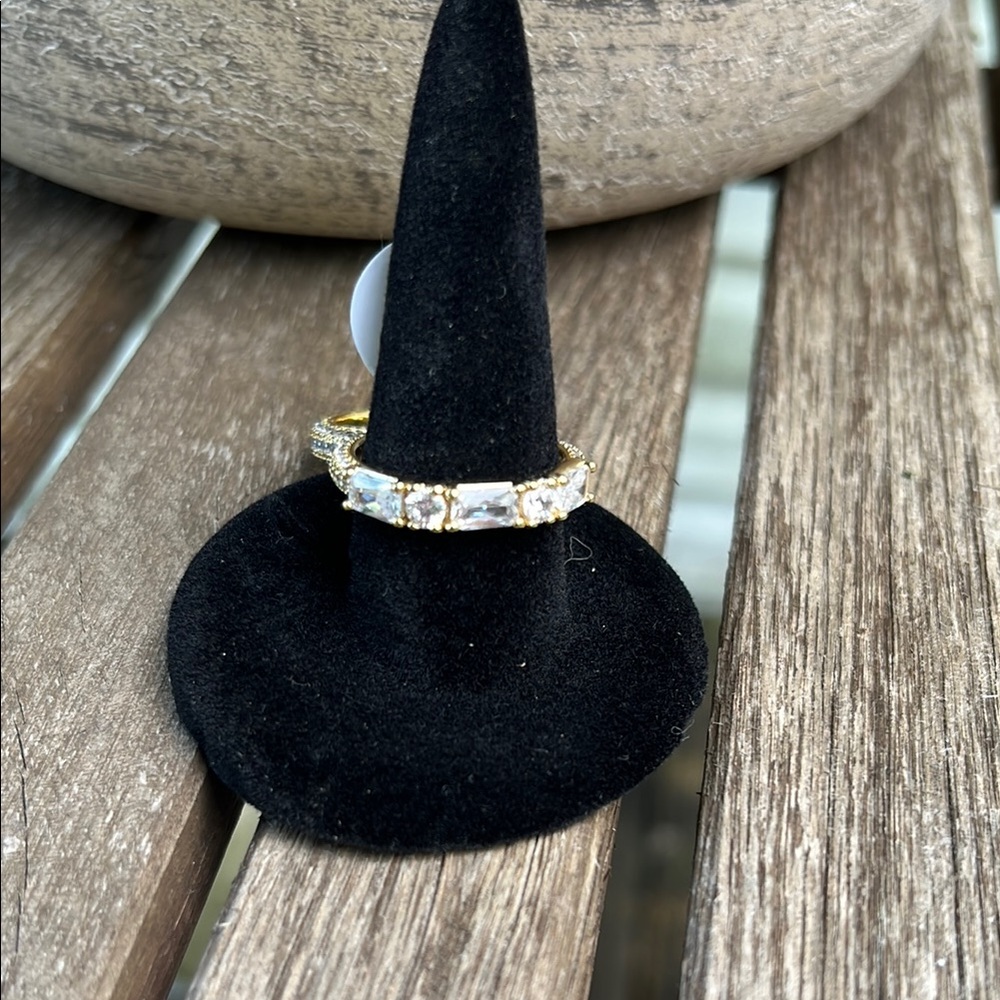 Bomb Party Dimond CZ Women's Ring Set - Picture 3 of 5